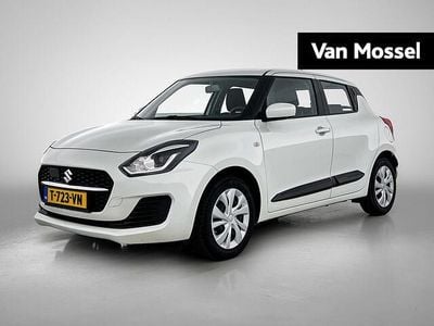 Wit Gebruikt 2023 Suzuki Swift Comfort Hatchback | € 15.950 (Goede deal)