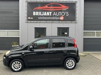Zwart Occasion 2012 Fiat Panda Lounge Hatchback | € 3.350 (Eerlijke prijs)