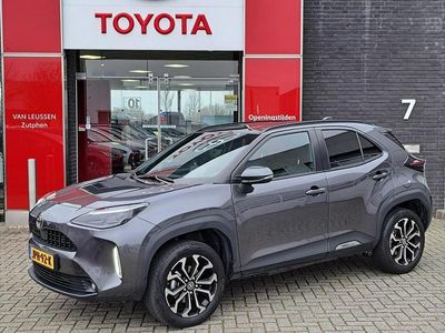 Grijs Occasion 2025 Toyota Yaris Cross Edition SUV | € 29.499 (Eerlijke prijs)
