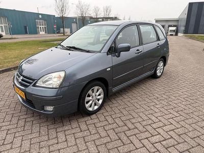 Grijs (metallic) Occasion 2005 Suzuki Liana Exclusive Hatchback | € 2.945