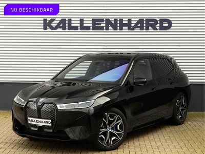Zwart Occasion 2024 BMW iX Sport Line SUV | € 64.875 (Eerlijke prijs)