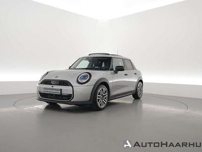 Grijs Gebruikt 2024 Mini Cooper Classic Hatchback | € 34.900