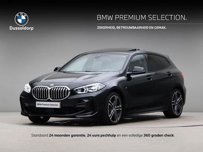 Zwart Gebruikt 2024 BMW 118 Comfort Edition Hatchback | € 32.900 (Goede deal)