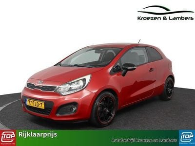 Occasion Kia Rio Plus 86 PK (63 kW) 2012 Rood Hatchback