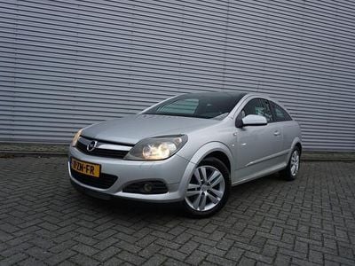Opel Astra GTC