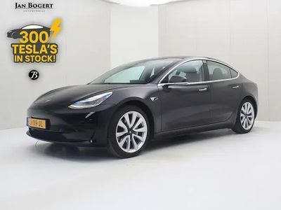 Zwart Gebruikt 2020 Tesla Model 3 Standard Range Sedan | € 17.900 (Eerlijke prijs)