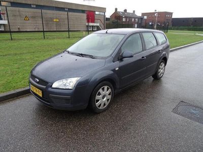 tweedehands Ford Focus Wagon 1.6-16V Trend