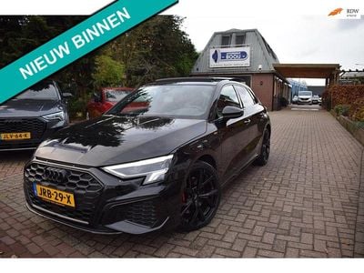 Zwart Gebruikt 2022 Audi A3 e-tron S-Line Hatchback | € 34.945 (Duur)