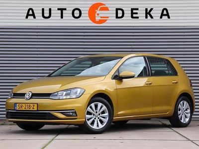 Geel Gebruikt 2018 VW Golf VII Comfortline Hatchback | € 10.950 (Eerlijke prijs)