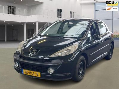 tweedehands Peugeot 207 1.4 VTi Look/NIEUWE APK