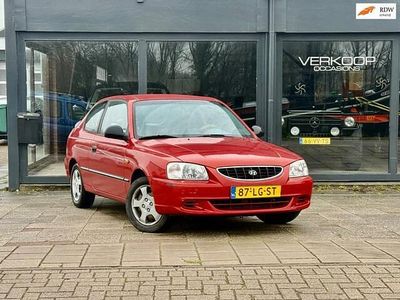 Occasion Hyundai Accent 90 PK (66 kW) 2003 Rood Hatchback