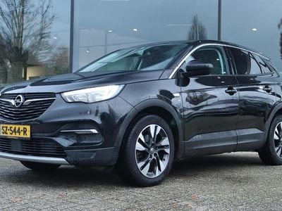 Zwart Gebruikt 2018 Opel Grandland X Executive SUV | € 11.950 (Iets duurder)