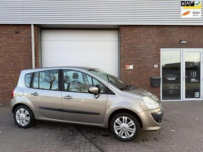 Beige Occasion 2010 Renault Grand Modus Exception MPV | € 1.999 (Goede deal)