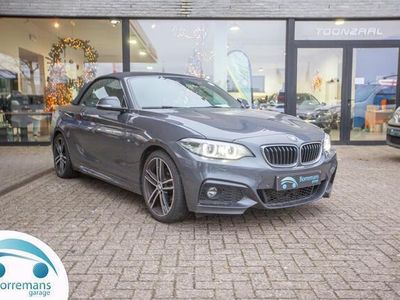 tweedehands BMW 220 2-SERIE D - CABRIO - M-PAKKET - NAVI/BLUETHOOTH/AIRCO