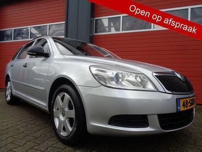 tweedehands Skoda Octavia Combi 1.2 TSI Comfort 105PK Airco Cruise Trekhaak NL-Auto Zeer Net