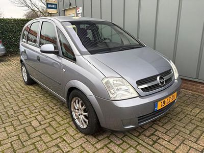 Grijs Gebruikt 2003 Opel Meriva Enjoy MPV | € 1.100 (Eerlijke prijs)