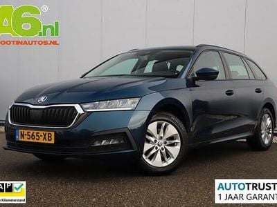 Blauw Occasion 2022 Skoda Octavia Ambition Stationwagen | € 15.900 (Goede deal)