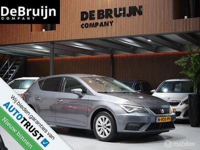 Grijs Occasion 2017 Seat Leon Hatchback | € 10.750 (Eerlijke prijs)