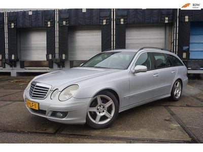 Grijs Gebruikt 2007 Mercedes E200 Classic Stationwagen | € 2.495 (Goede deal)