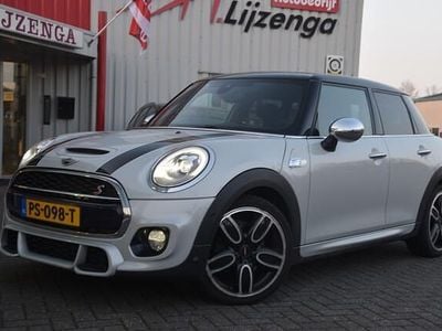 Occasion Mini Cooper Business 170 PK (125 kW) 2017 Wit (parellak) Hatchback