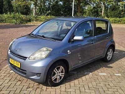 Grijs Gebruikt 2008 Daihatsu Sirion Hatchback | € 2.195 (Eerlijke prijs)