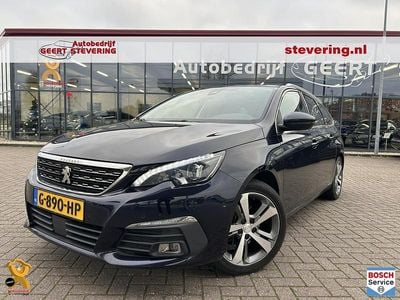 Blauw (metallic) Occasion 2019 Peugeot 308 SW Allure Stationwagen | € 17.950 (Iets duurder)