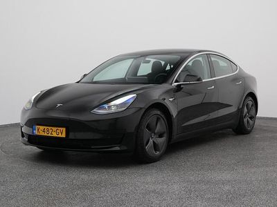 Zwart Occasion 2020 Tesla Model 3 Standard Range Sedan | € 21.400 (Eerlijke prijs)
