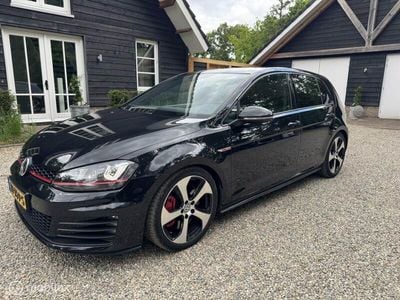 VW Golf VII
