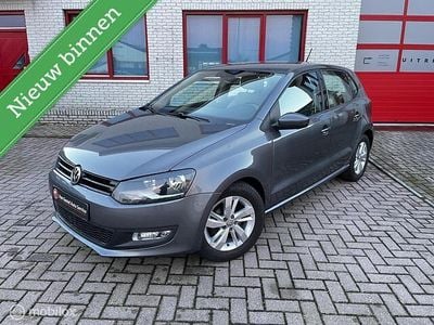 Grijs (metallic) Occasion 2012 VW Polo Hatchback | € 9.950 (Eerlijke prijs)
