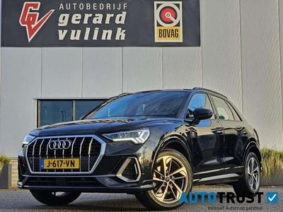 Zwart (metallic) Gebruikt 2020 Audi Q3 S-Line SUV | € 26.440 (Eerlijke prijs)