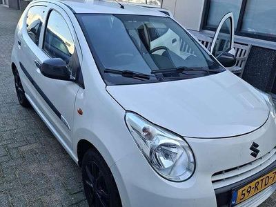Wit Gebruikt 2011 Suzuki Alto Comfort Hatchback | € 2.750 (Eerlijke prijs)