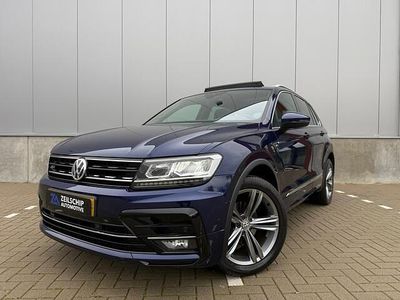 Blauw Occasion 2018 VW Tiguan Highline SUV | € 27.999 (Duur)