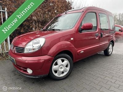 Occasion Renault Kangoo Expression 95 PK (69 kW) 2006 Rood Stationwagen
