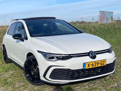 VW e-Golf