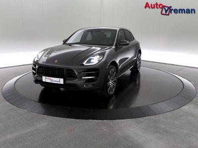Grijs Gebruikt 2017 Porsche Macan Turbo SUV | € 49.950 (Duur)