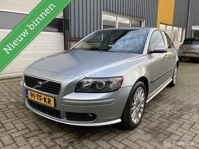 Grijs Gebruikt 2006 Volvo S40 Kinetic Sedan | € 2.999 (Eerlijke prijs)