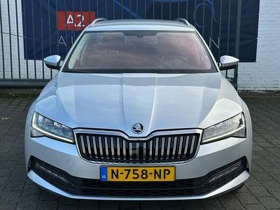 Grijs Occasion 2021 Skoda Superb Business Line Stationwagen | € 19.488 (Eerlijke prijs)