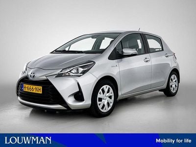 Occasion Toyota Yaris Hybrid Active 99 PK (72 kW) 2020 Grijs Hatchback