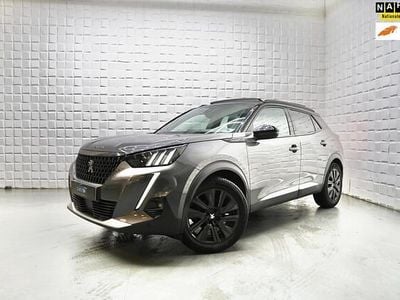 Grijs (metallic) Occasion 2021 Peugeot 2008 GT SUV | € 15.999 (Eerlijke prijs)