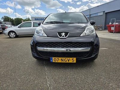 Zwart Gebruikt 2010 Peugeot 107 Hatchback | € 2.799 (Eerlijke prijs)