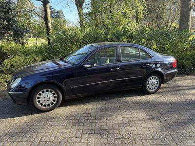 Mercedes E240