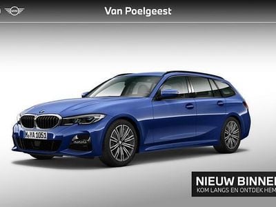 Blauw Occasion 2022 BMW 318 Executive Stationwagen | € 34.900 (Eerlijke prijs)