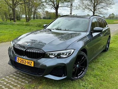 tweedehands BMW 318 I TOURING AUT. / MPACK / PANO / 19 INCH / 2022