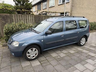 tweedehands Dacia Logan Laureate 1.6 16v 7 zitplaatsen