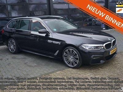 Zwart (metallic) Occasion 2019 BMW 520 Executive Stationwagen | € 26.440 (Goede deal)