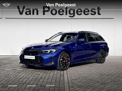 Nieuw BMW 330e M Sport 292 PK (214 kW) 2026 Avus blue metallic (blauw metallic) Stationwagen