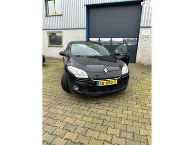 Zwart Occasion 2012 Renault Mégane III Expression Hatchback | € 3.950