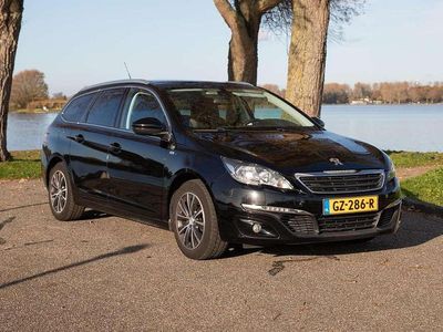 Zwart Occasion 2015 Peugeot 308 Style Stationwagen | € 7.250 (Eerlijke prijs)