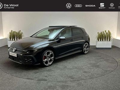 Metallic mythical black Gebruikt 2025 VW Golf VIII GTE Hatchback | € 43.900