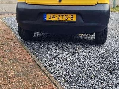 Occasion VW Fox Trendline 54 PK (39 kW) 2007 Geel Hatchback